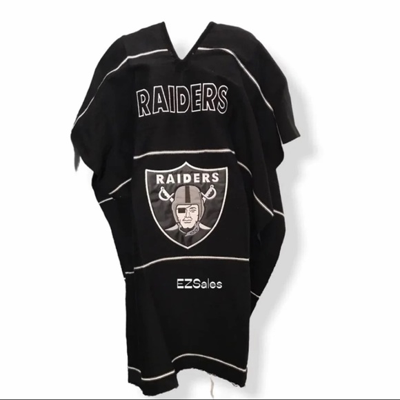 Las Vegas Raiders Poncho - Picture 1 of 2